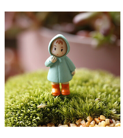 Miniature Girl Mei Resin Crafts